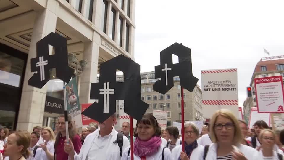 Video: Tausende warnen vor Apothekensterben