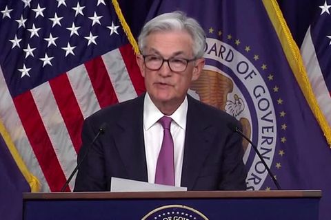 Video: Fed pausiert nach Eilmarsch auf dem Weg zum Zinsgipfel