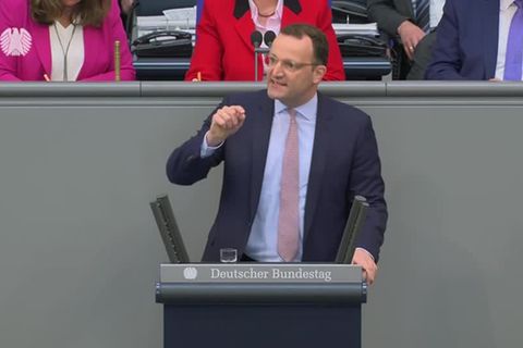 Video: Opposition nennt Heizungsgesetz eine "Farce"