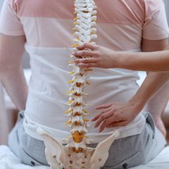 Wirbelsäulenchirurgie: Das sind die ausgezeichneten Kliniken