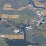 In Formation über Norddeutschland