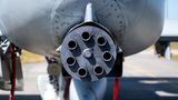 Die 30-mm-Bordkanone des "Warzenschweins"
