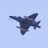 Eine Douglas A-4 "Skyhawk" der Bundeswehr hebt vom Stützpunkt Nörvenich ab