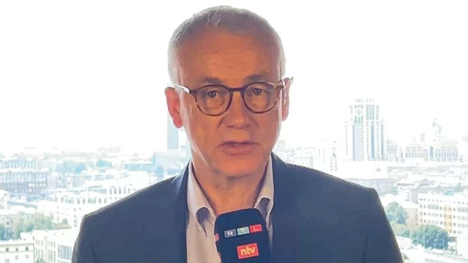 "Westen hat keine Angst vor Atomwaffen": Reporter erklärt, wie Russland auf Nato-Unterstützung für Ukraine reagieren kann "Westen hat keine Angst vor Atomwaffen": Reporter erklärt, wie Russland auf Nato-Unterstützung für Ukraine reagieren kann