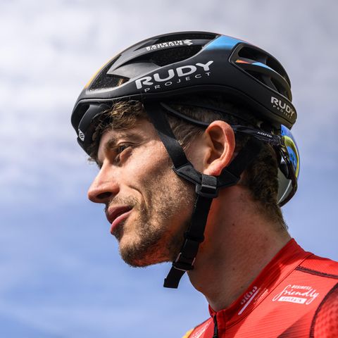 Gino Mäder erlag nach seinem schweren Sturz bei der Tour de Suisse seinen Verletzungen