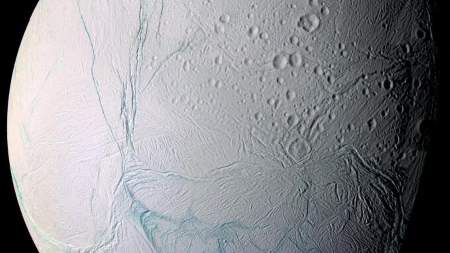 Der Saturnmond Enceladus