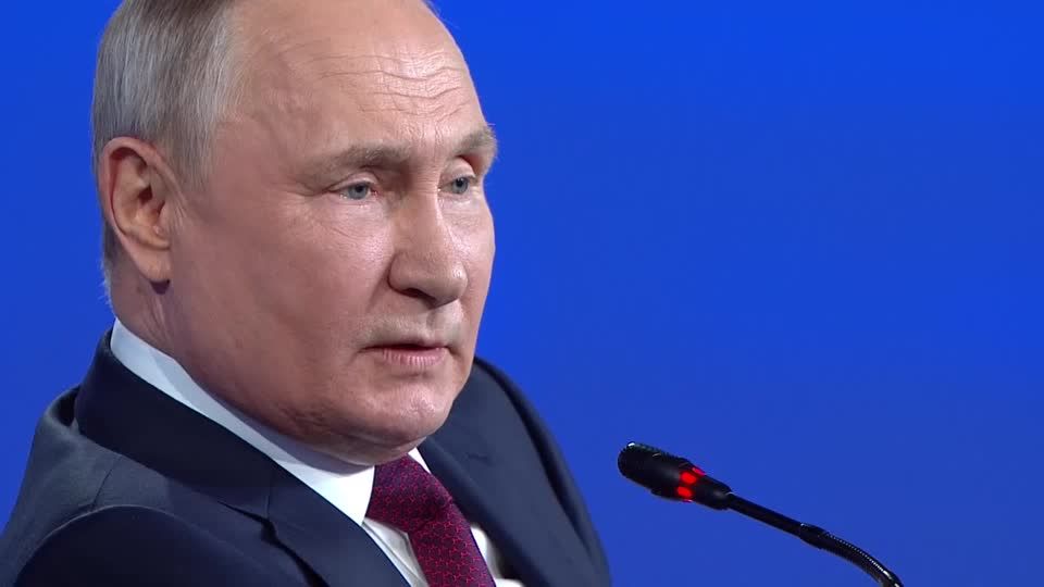 Video: Putin nennt ukrainische Armee chancenlos - "Auch F-16 werden brennen"