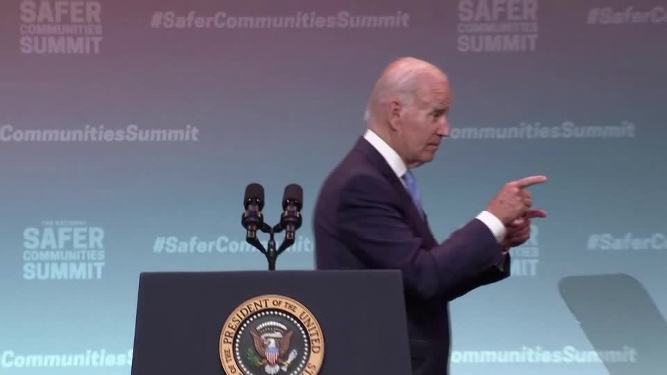 Video: Biden gibt mit Schlusssatz Rätsel auf