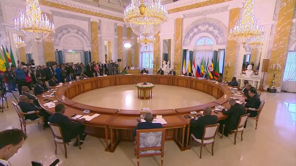 Video: Putin kritisiert Friedensvorschläge afrikanischer Delegation