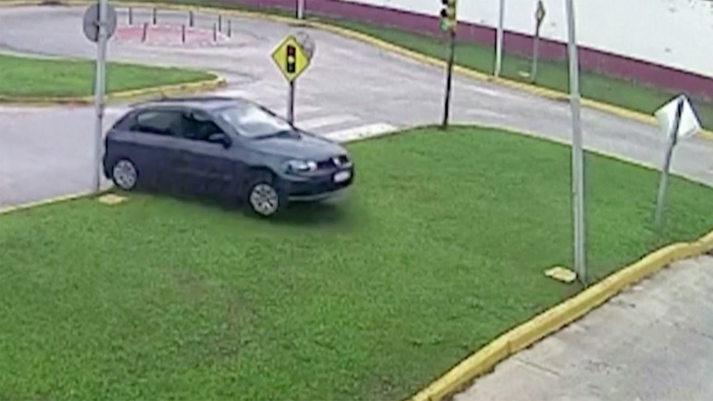 Fiasco in the traffic garden a student driver puts the car on its side