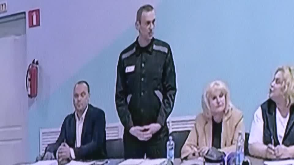 Video: Kreml-Kritiker Nawalny erneut vor Gericht - Weitere Haftstrafe droht