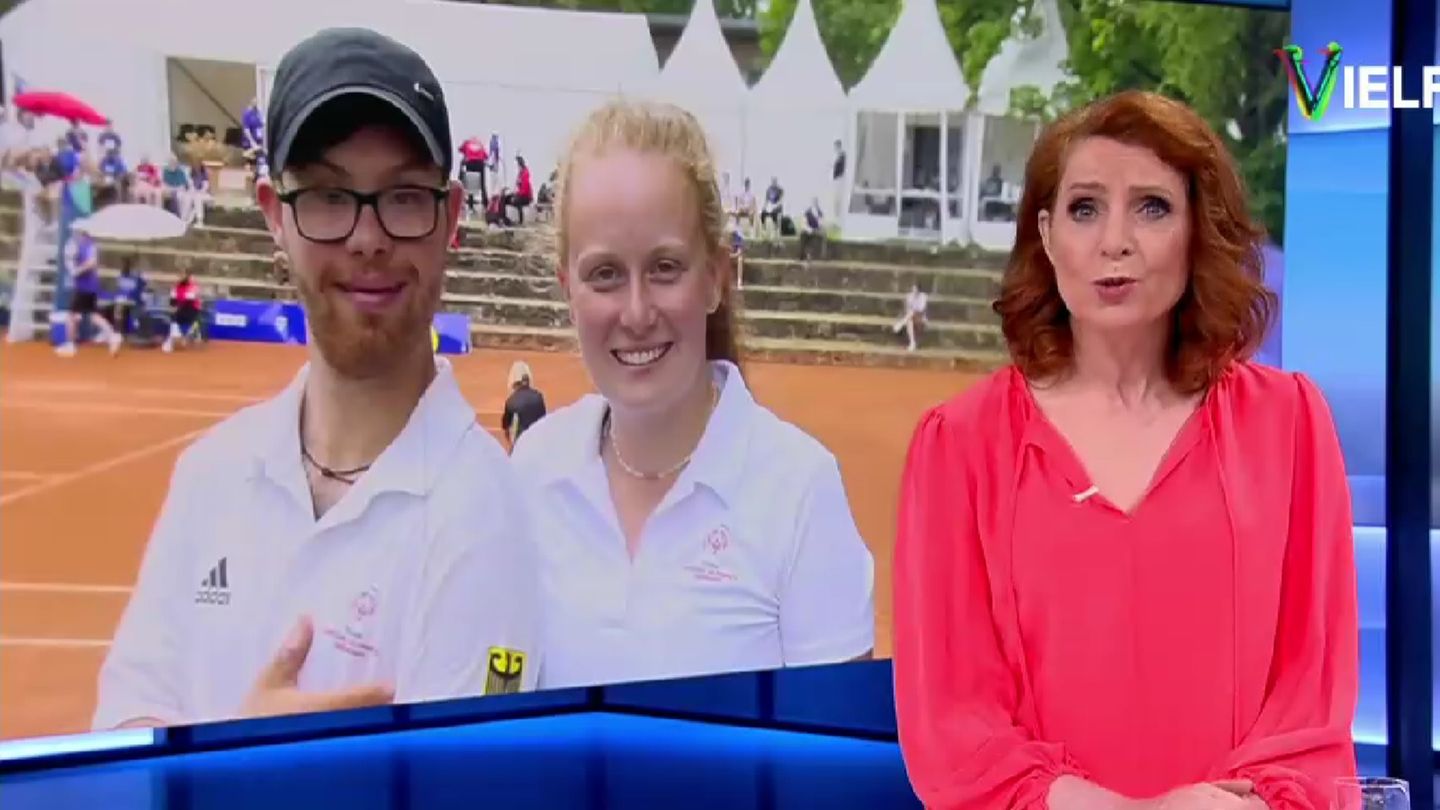 Monica Lierhaus moderiert den Sportblock bei "RTL Aktuell"