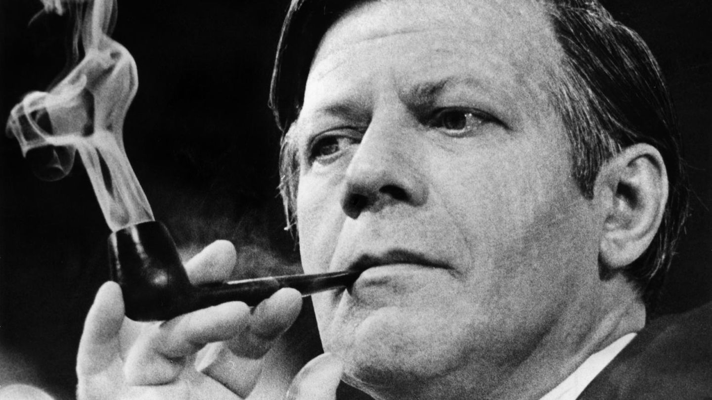 1974 1974 - Helmut Schmidt spart an der Bahn
