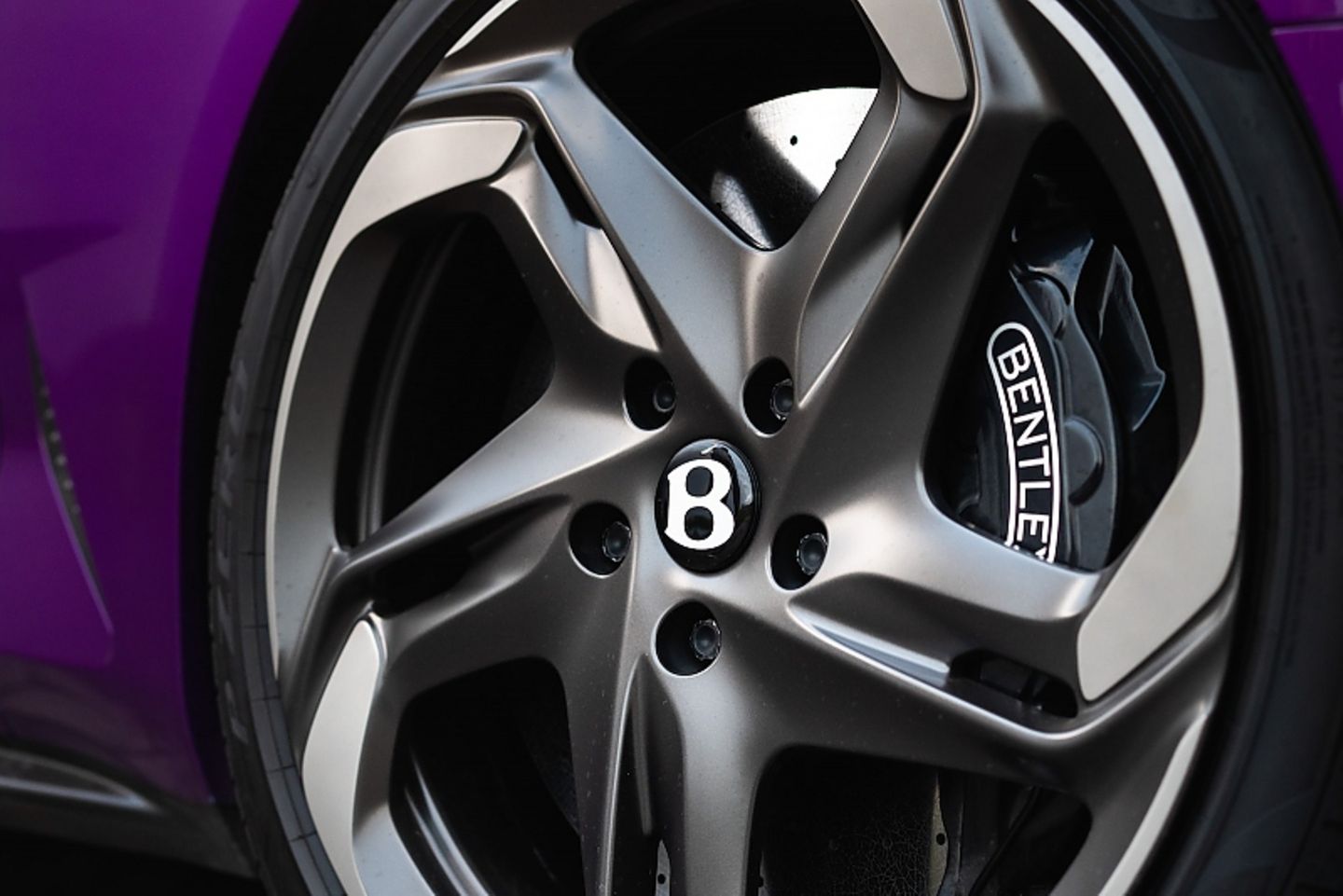 Bentley Batur 2023