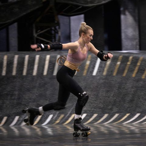 Farah Liss rollt über die Bühne