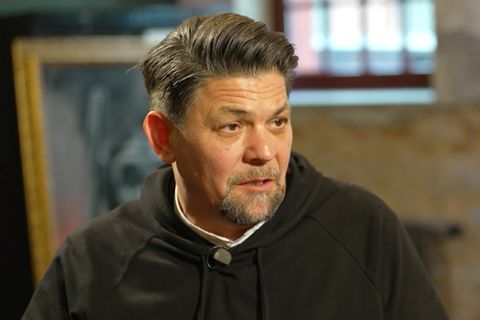 "Ich hadere damit": Tim Mälzer erklärt, warum er bisher keinen Menschen mit Trisomie 21 eingestellt hat