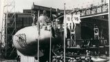 In den 1960er-Jahren entwickelte Japan ebenfalls ein Tauchboot. Der Name wurde passend gewählt: "Shinkai" bedeutet Tiefsee. Ein Schüler schlug den Namen bei einem Wettbewerb vor. Der Bau wurde gemeinsam von der japanischen Wissenschafts- und Technologiebehörde und der Agentur für die Sicherheit des Seeverkehrs durchgeführt und 1970 in Dienst gestellt. Die "Shinkai" hatte eine Länge von rund 15 Metern, war 5,5 Meter breit  und fünf Meter tief. Es konnte eine Unterwassergeschwindigkeit von 3,5 Knoten – rund 6,4 km/h – erreichen. Mit der "Shinkai" sollte der japanische Kontinentalschelf erkundet werden. Für solche Tiefen, wie sie die "Trieste" erreichte, war das japanische Unterseefahrzeug aber nicht ausgelegt: Es hatte nur eine maximale Tauchtiefe von 600 Metern. 1977 wurde die "Shinkai" außer Dienst gestellt. 