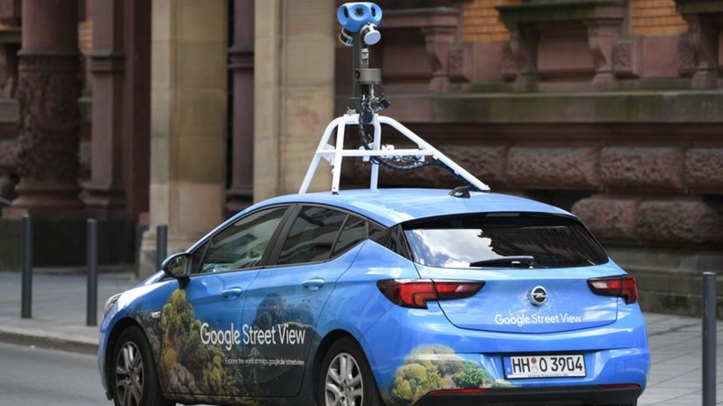 Q&A: Why Google’s Street View cars are driving again