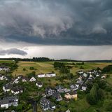 Dunkle Wolken über Siegen-Oberschelden