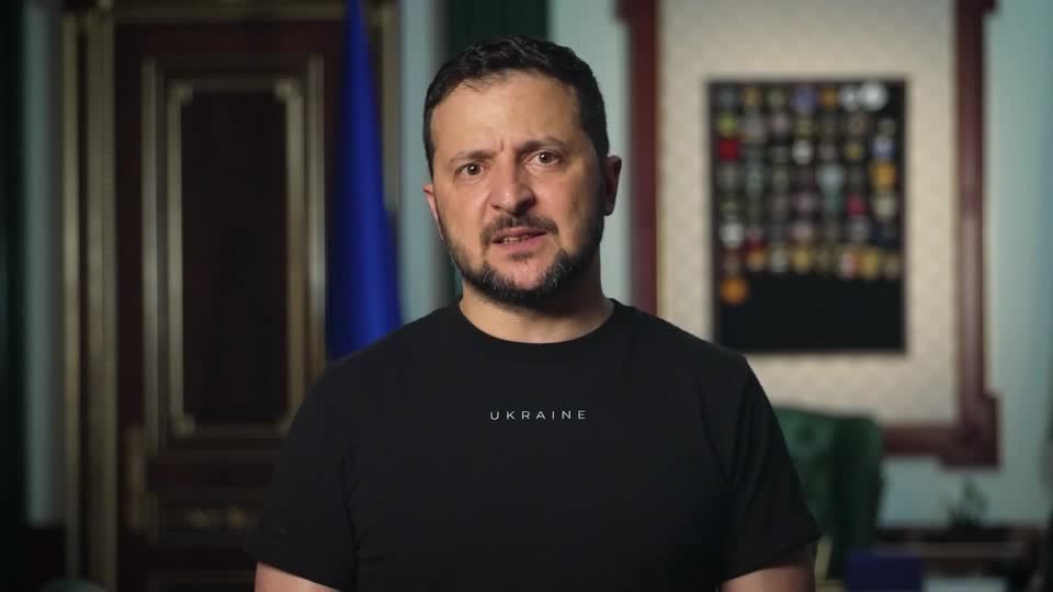 Krieg in der Ukraine: Selenskyj behauptet: Russische Spezialkräfte verstecken Leichen des Dammbruchs