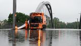 Überflutete Brücke Berlin