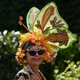 Auf die Hüte fertig los: In Ascot geht es vor allem darum, was auf dem Kopf passiert. Das Gesellschaftsereignis ist für seine ausgefallene Hutmode bekannt.