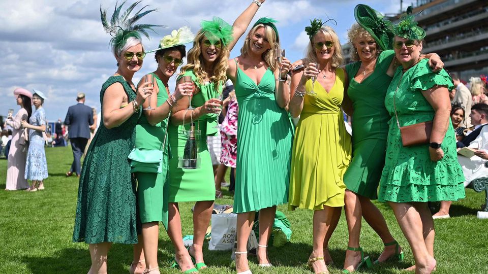 Pferderennen Royal Ascot Das Schaulaufen der Hüte STERN.de