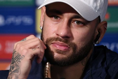 Neymar kommt das illegale Anlegen eines künstlichen Sees teuer zu stehen