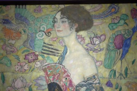 Video: Ikone des Jugendstils: Klimts Gemälde "Dame mit Fächer" in London unter dem Hammer