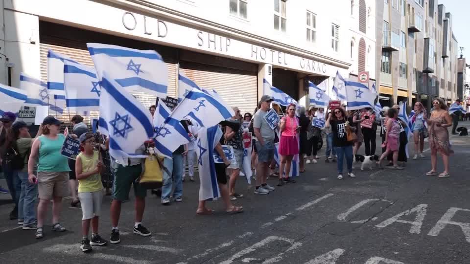 Video: "Bibi", Champagner und Zigarren? Hollywood-Produzent sagt in Prozess gegen Netanjahu aus