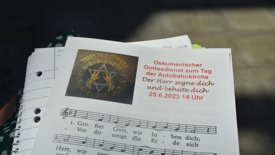 Programmheft für den Gottesdienst der Autobahnkirche Medenbach