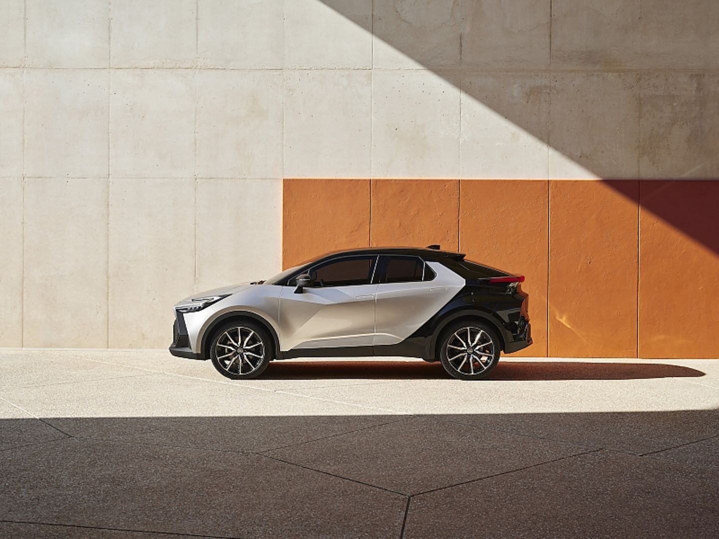 Toyota C-HR 2024