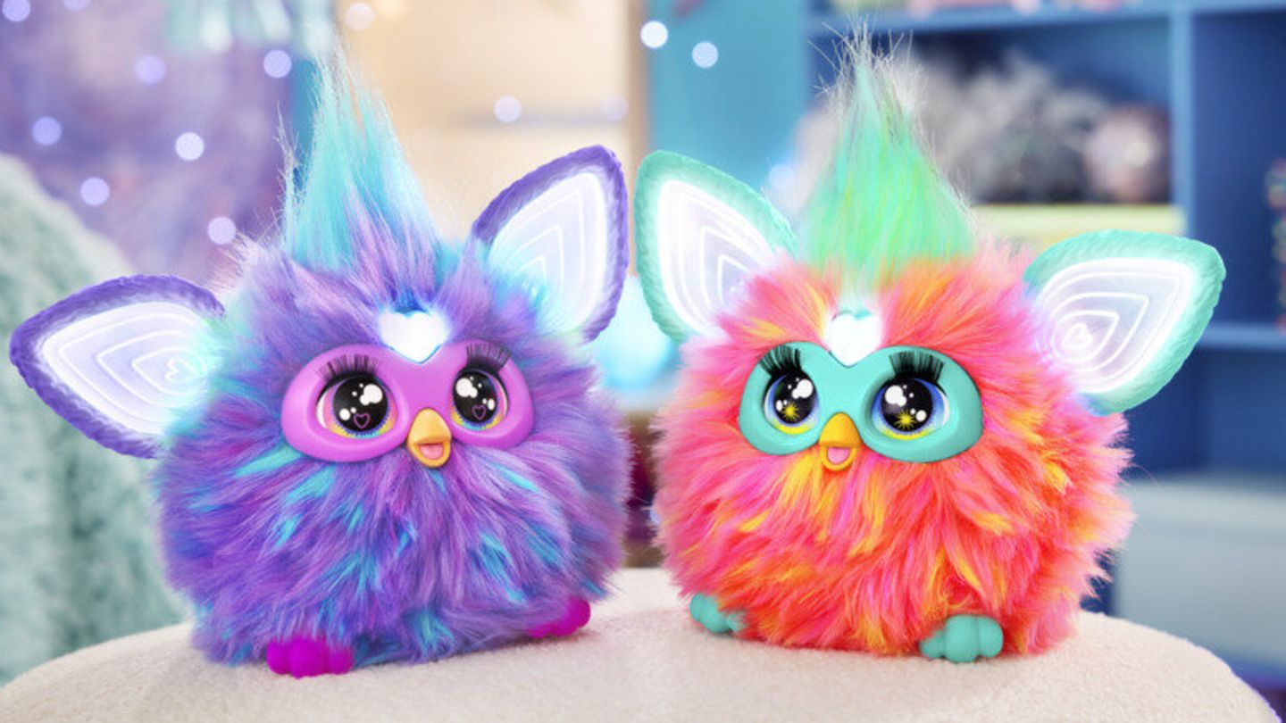 Zwei Furbys
