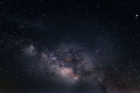 Dunkle Materie und Dunkle Energie beeinflussen das Weltall maßgeblich, doch wir wissen darüber wenig. Das Teleskop "Euclid" soll das ändern.