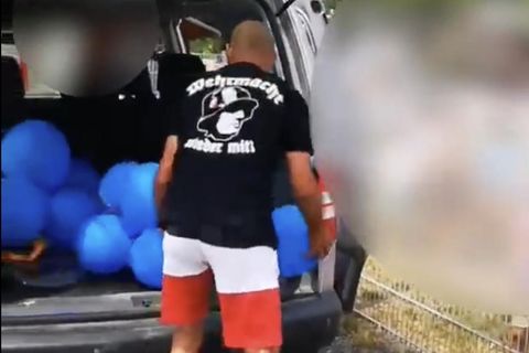 Sonneberg: Ein mutmaßlicher Neonazi verteilt Luftballons