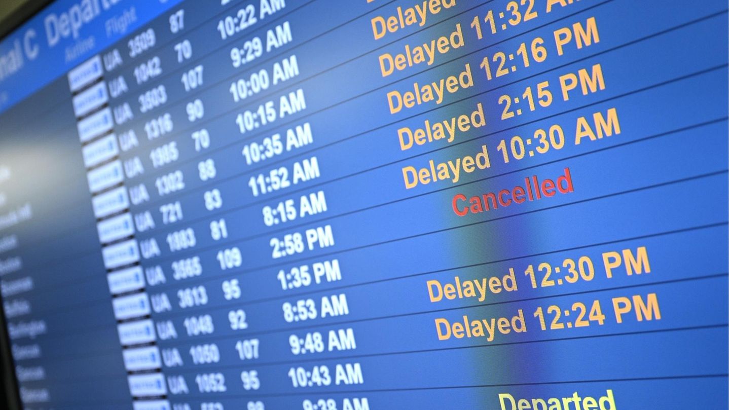 Nach Flugchaos der Airline Marabu ist ein Mann im Rollstuhl gezwungen, eine Woche lang auf einen Ersatzflug zu warten