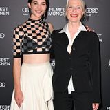 Lisa-Marie Koroll und Corinna Kirchhoff