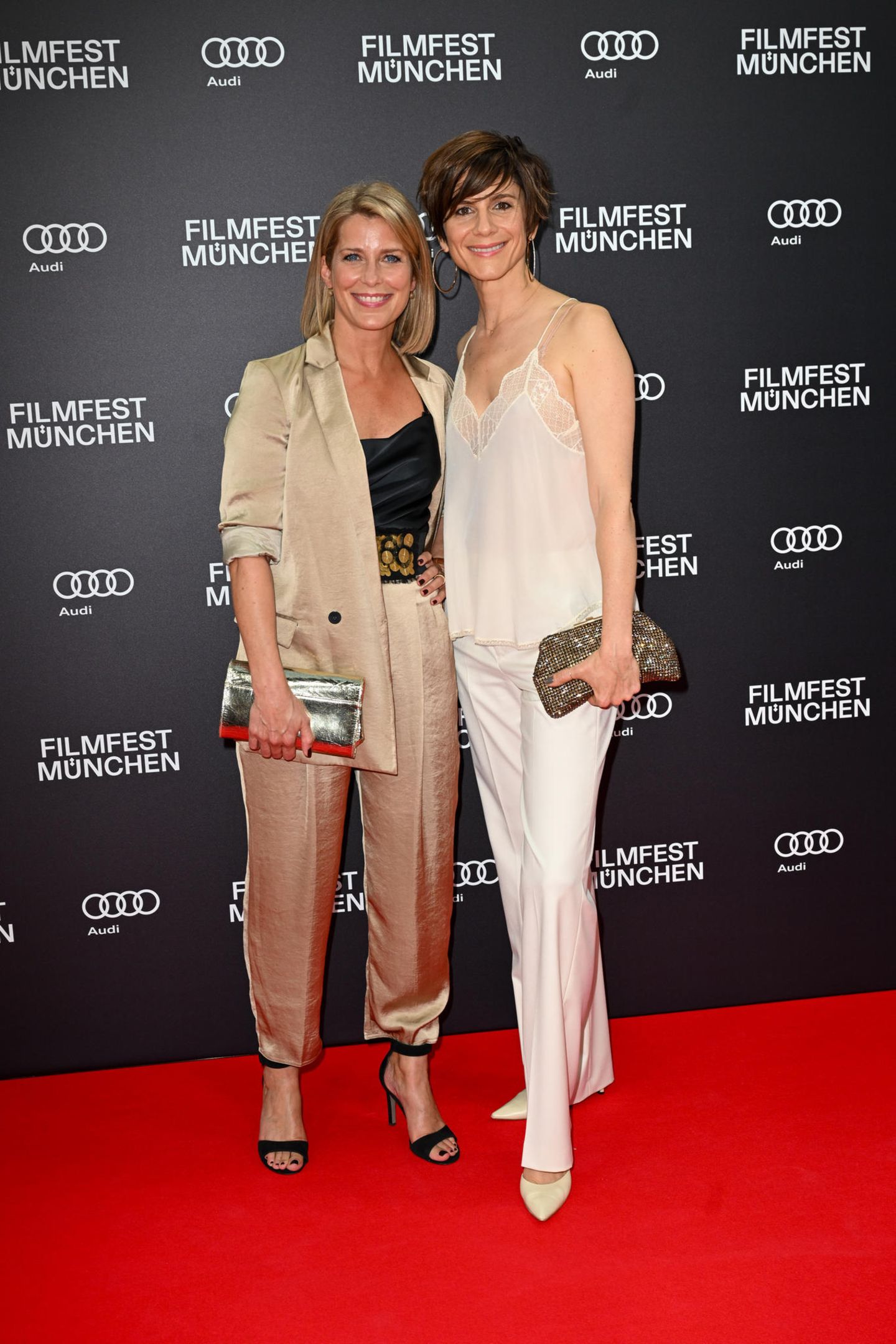 Valerie Niehaus and Christina Hecke