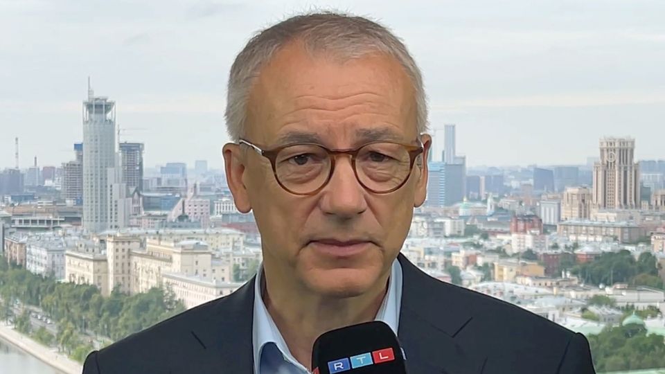 "Keine große Pro-Putin-Demonstration" bei Wagner-Aufstand: Moskau-Reporter über Putins Rückhalt in der Bevölkerung "Keine große Pro-Putin-Demonstration" bei Wagner-Aufstand: Moskau-Reporter über Putins Rückhalt in der Bevölkerung