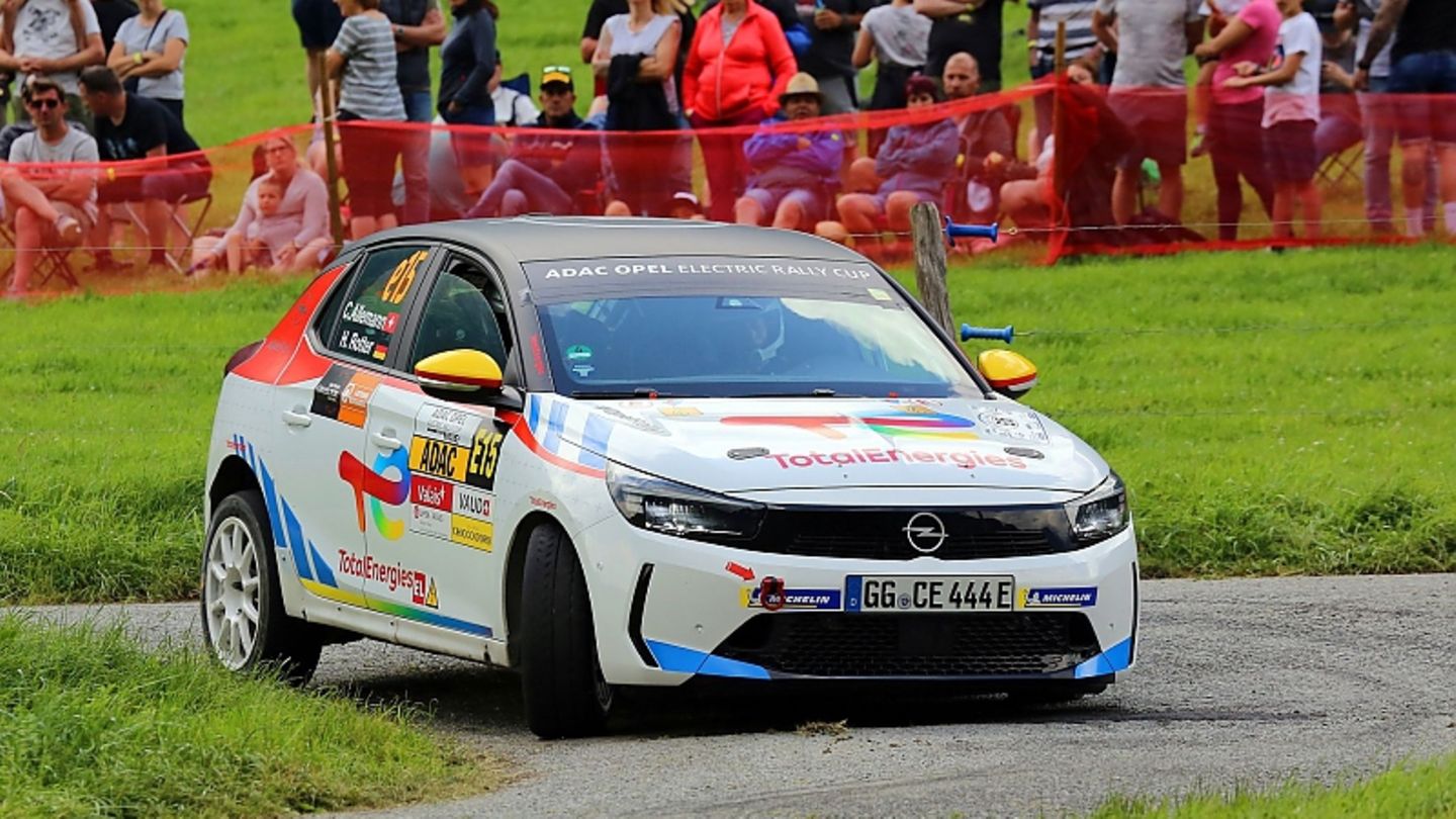 Fascination: Opel Corsa e-Rally: Searching for clues