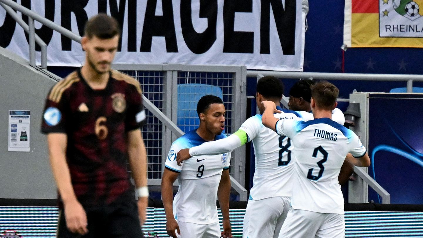 U21-EM Titelverteidiger Deutschland fliegt nach Vorrunde raus STERN.de