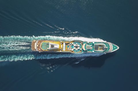 Trotz fragwürdiger Klimabilanz ist die Kreuzfahrt nach wie vor bei vielen Urlaubern eine beliebte Reiseform. 