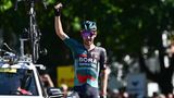 Der Deutsche Emanuel Buchmann ist beim Team Bora-hansgrohe der Edel-Helfer für Hindley und soll dafür sorgen, dass der Australier auf das Podium fährt. Ein Etappensieg ist nicht ausgeschlossen, aber in erster Linie muss Buchmann taktisch fahren.