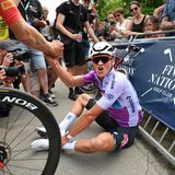 Mathieu van der Poel hat wie van Aert in den Cross-Disziplinen begonnen– und fährt immer noch dort, wenn es passt. In diesem Jahr gewann der die WM im Cyclocross im großen Duell gegen van Aert. Bei der Tour ist er für einen Etappensieg gut.