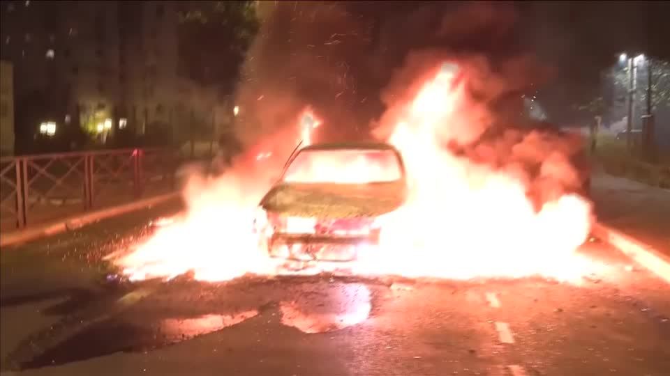 Nach tödlichen Polizeischüssen: Krawalle in Frankreich weiten sich in der dritten Nacht weiter aus