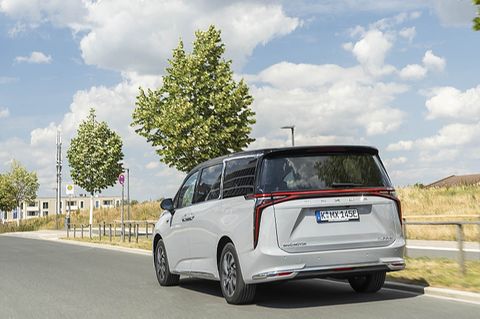 Maxus Mifa 9 Luxury