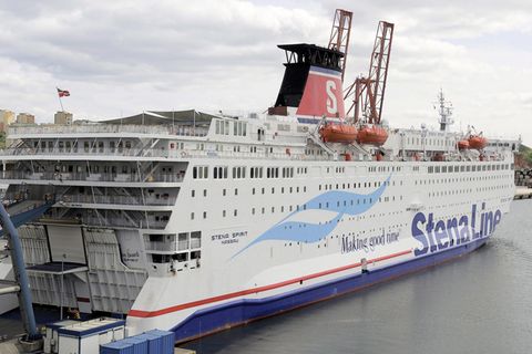 Die Ostsee-Fähre "Stena Spirit" im Hafen von Gdynia, Polen