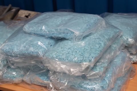 Tüten mit Ecstasy-Tabletten