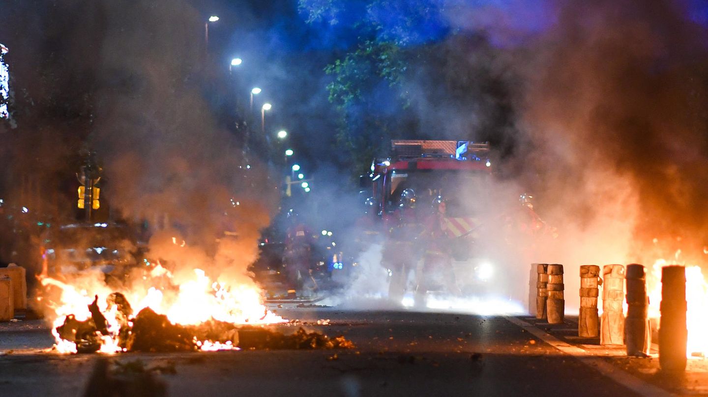 In der Nacht kam es in ganz Frankreich erneut zu Ausschreitungen