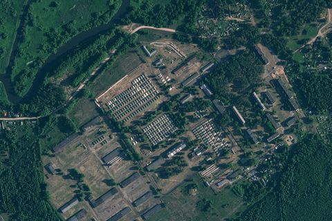 Gruppe Wagner in Belarus: kürzlich errichtete Zelte auf einem ehemaligen Militärstützpunkt